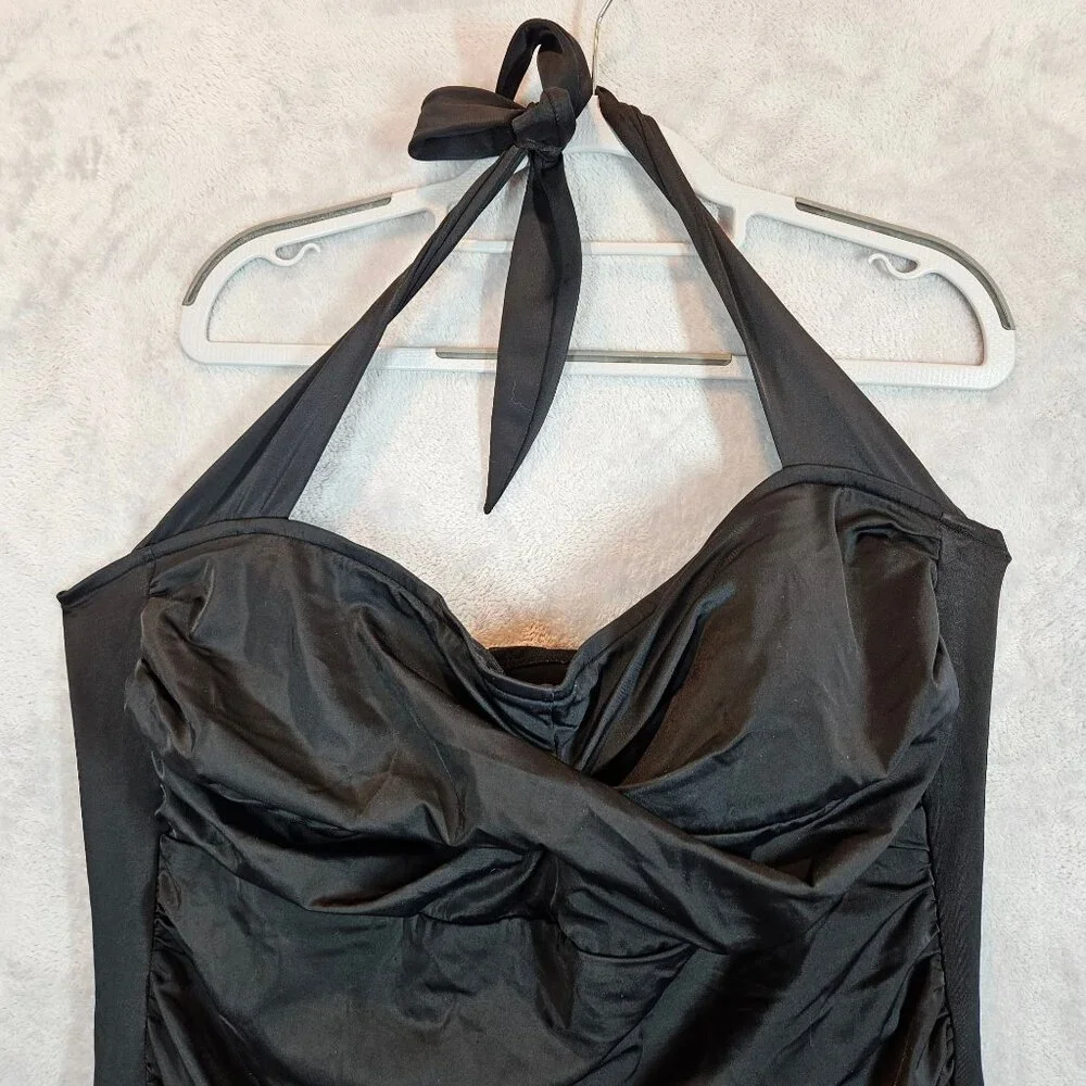 White Stag Womens 22-24 Black Halter Ruched Swimsuit halter vacation pool beach